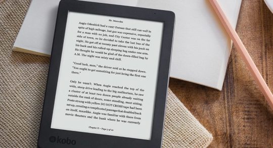 Kobo Aura Edition 2 (2016) on a table